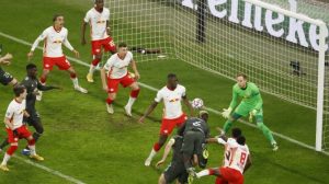 Dibantai Leipzig 3-2, MU Tersingkir dari Liga Champions