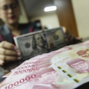 Nilai Tukar Rupiah Menguat Rp 13.926 per Dolar AS