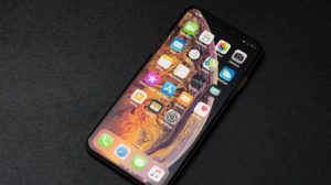 Waduh! Pengguna iPhone XS Max Keluhkan Pengisian Daya Bermasalah