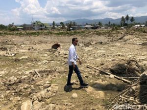 Jokowi Tinjau Kampung di Petobo yang ‘Ditelan Bumi’ Akibat Gempa
