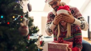 Mau Beli Kado Natal yang Berkesan, Ini Tips dari Ahli