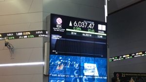 Meski Terkoreksi, IHSG Diprediksi Bakal Bangkit Hari Ini