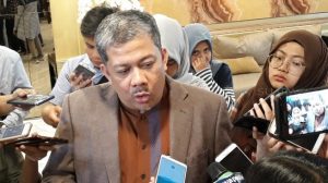 Covid-19, Fahri Hamzah: Pejabat yang Tampil Jangan Cuma Pion-pion