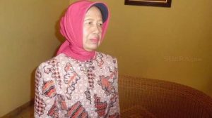 Sudjiatmi Ibunda Jokowi Meninggal: dari Tukang Jahit ke Bisnis Kayu