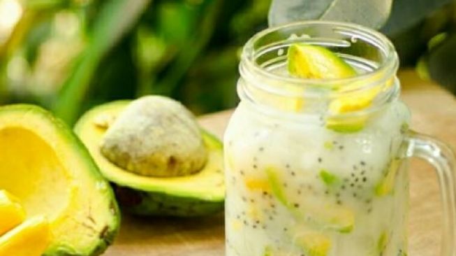 Cuma 15 Menit, Resep Es Teler Segar dan Sehat Ini Pas untuk Menu Buka Puasa
