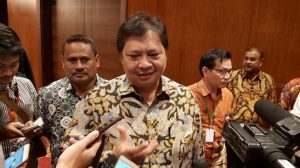 Gawat! Ekonomi Terancam Resesi, Airlangga Ramal Kuartal III Minus