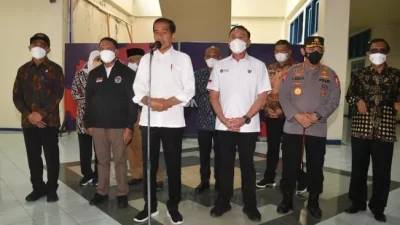 ‘Presiden Pasang Badan Buat Polisi’ Ratusan Warganet Kecewa Jokowi Sebut Pintu Tertutup Jadi Sebab Tragedi Kanjuruhun