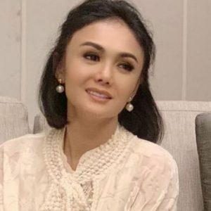 Yuni Shara Ngegas Disindir Tak Pakai Masker