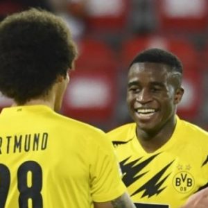 Borussia Dortmund Hajar 10 Pemain Hertha Berlin 2-0
