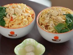 Bakmi Lokal Ini Tawarkan Topping Melimpah dan Beragam Sambal Nusantara