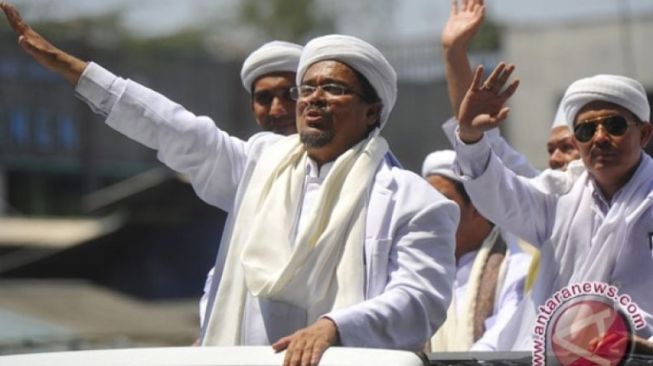 Hakim Tolak Eksepsi Habib Rizieq di Kasus Petamburan