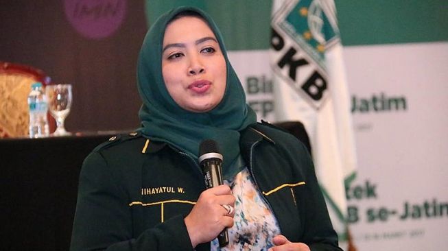 Keras! Anggota DPR Ramai-ramai Tolak Rencana Pemerintah Jual Vaksin Covid-19