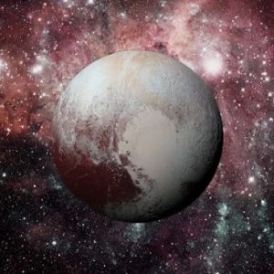 Penampakan Pluto Ketika Diterangi Matahari