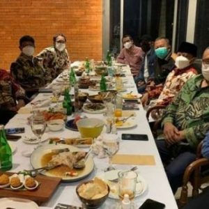Elit Parpol Pendukung Nongkrong, Pengamat: Merugikan Jokowi