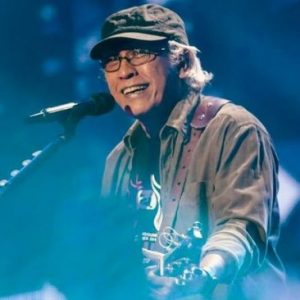 Iwan Fals Rilis Ulang Album Mata Dewa Iwan Fals Rilis Ulang Album Mata Dewa