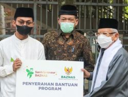 Wapres Serahkan Bantuan Baznas Santripreneur di Jatim