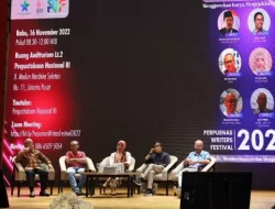 Penulis dan Pembaca Saling Tukar Pengalaman di Perpusnas Writers Festival 2022