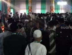 Sidang Pleno Pembahasan Tatib Muktamar NU Sempat Diwarnai Ketegangan Sidang Pleno Pembahasan Tatib Muktamar NU Sempat Diwarnai Ketegangan