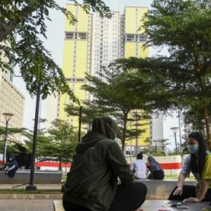 Awal Tahun, Ratusan Orang Positif Corona Masuk RSD Wisma Atlet Awal Tahun, Ratusan Orang Positif Corona Masuk RSD Wisma Atlet