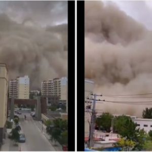 Bentuk Tembok Setinggi 100 Meter, Badai Pasir Sapu Kota di China Ini