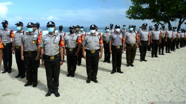 Polri Gonta-Ganti Warna Seragam Satpam, Kompolnas: Kurang Penelitian dan Pengkajian