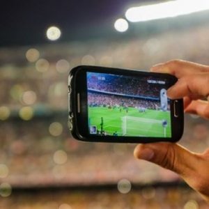 Live Streaming YouTube Kini Bisa Tampilkan Subtitle Otomatis