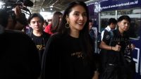 Maudy Koesnaedi Perankan Bu Broto