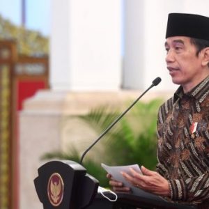 Sebut Jokowi Piawai, Arief Poyuono: Sepuluh Tahun Kurang, Maju Lagi!