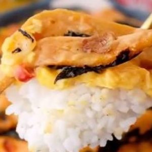 Nasi Telur Spicy Mentai Sederhana, Pedasnya Bikin Menggoda