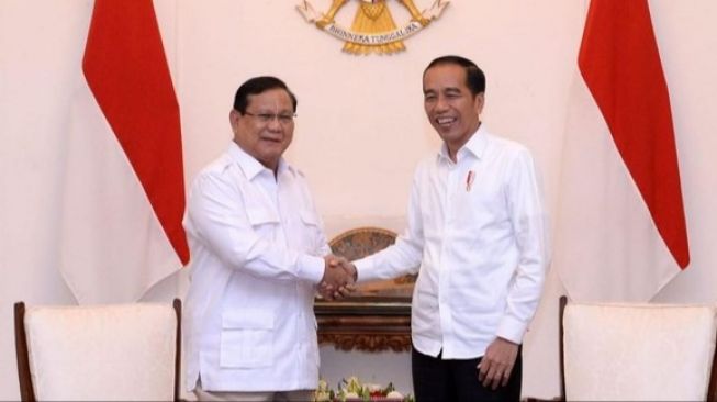 Jokowi-Prabowo Maju Pilpres 2024 Mustahil Terjadi, Ini Alasannya
