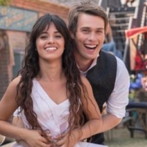 9 Potret Nicholas Galitzine Pemeran Prince Robert di Cinderella 2021
