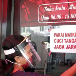 Masyarakat dan Pemerintah Bersama Tekan Penularan COVID-19 Lewat Prokes