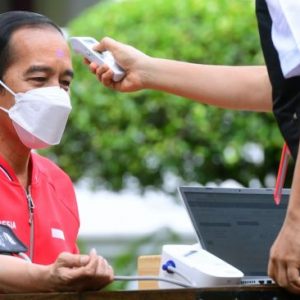 Banggar DPR: Keberhasilan Vaksinasi Jadi Kunci Pemulihan Ekonomi