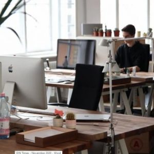 Nekat Perintahkan Semua Karyawan Masuk, Perusahaan Ini Didenda Puluhan Juta Nekat Perintahkan Semua Karyawan Masuk, Perusahaan Ini Didenda Puluhan Juta