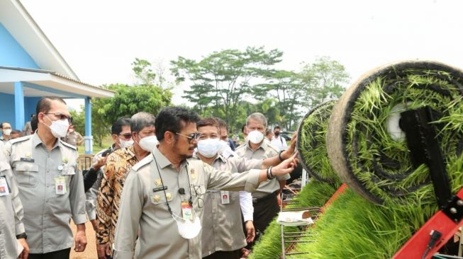 Mentan: Pertanian Tak Bisa Lagi Pakai Cara Lama, Harus Dengan Teknologi Modern