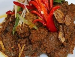 Rendang Padang, Semakin Kering Semakin Gurih dan Enak