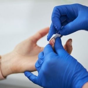 Dokter Tidak Sarankan Periksa Kolesterol Lewat Ujung Jari