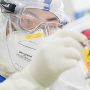 Cina Desak AS Berhenti “Menyerang” Beijing soal Asal-usul Virus Covid-19