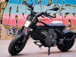 BMW Motorrad Membuat Gebrakan dengan Skutik Listrik BMW CE 02: Kecil namun Fenomenal!