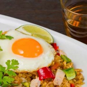 Resep Nasi Goreng ala Solaria, Ini Cara Membuatnya Sendiri di Rumah! Resep Nasi Goreng ala Solaria, Ini Cara Membuatnya Sendiri di Rumah!